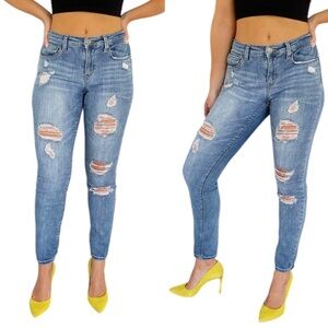 Mudd FLX stretch light wash distressed skinny jegging stretch jeans size 11